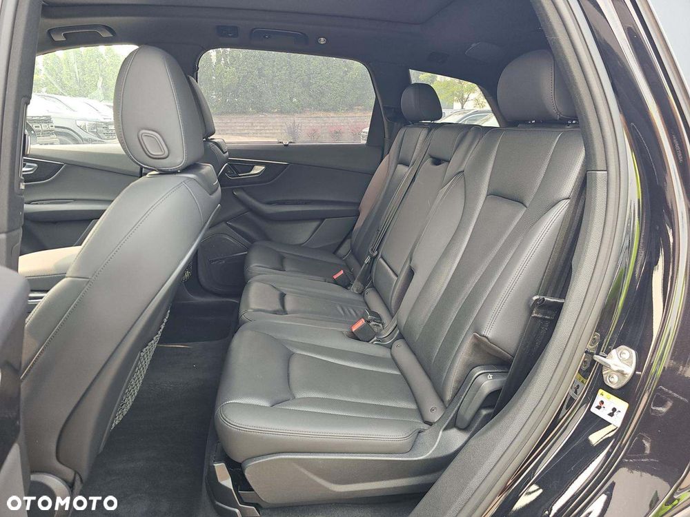 Audi Q7 55 TFSI mHEV Quattro S Line Tiptr - 9
