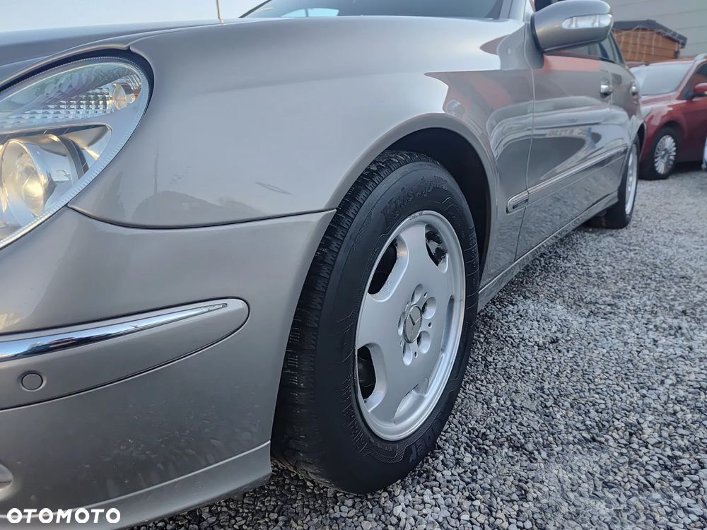 Mercedes-Benz Klasa E 220 CDI Automatik Avantgarde - 9