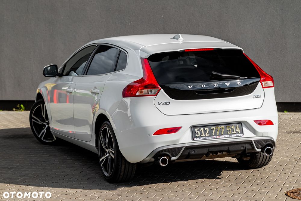 Volvo V40 D2 Geartronic RDesign - 13