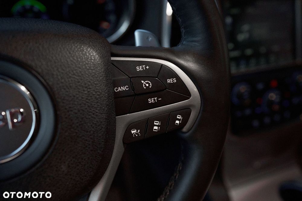 Jeep Grand Cherokee 3.0 CRD Summit - 27
