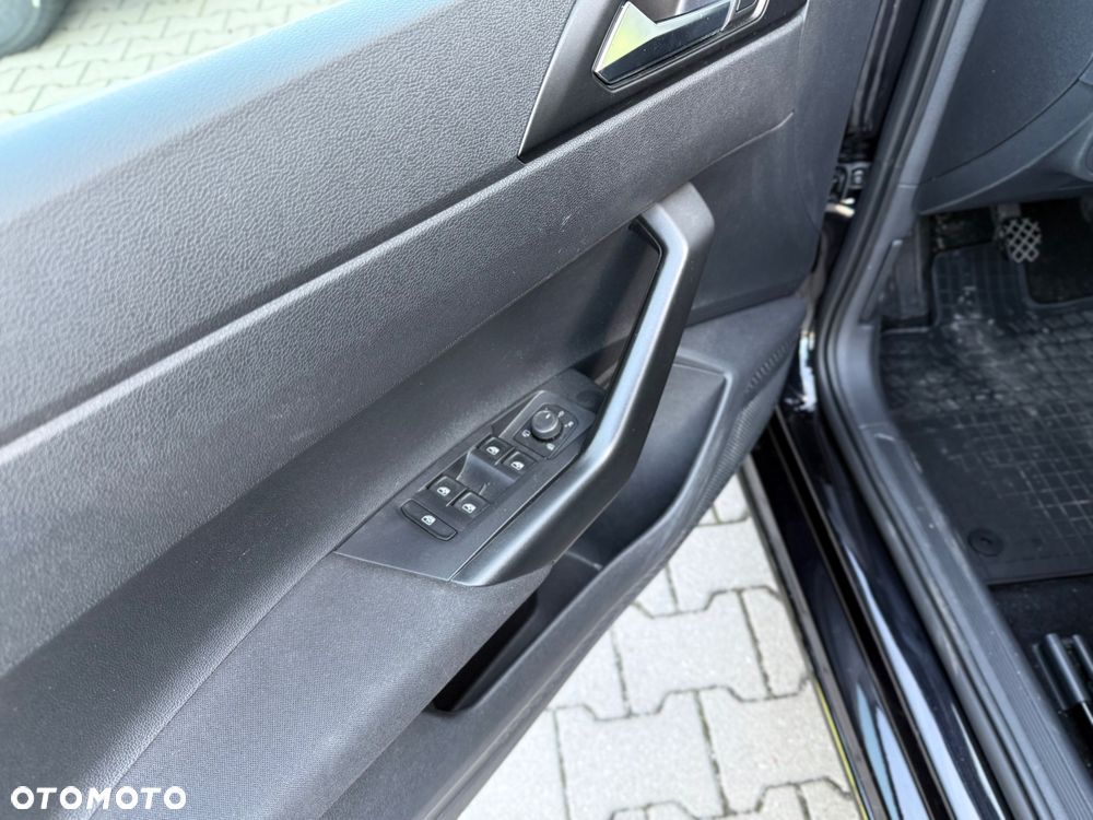 Volkswagen Polo 1.0 Comfortline - 19