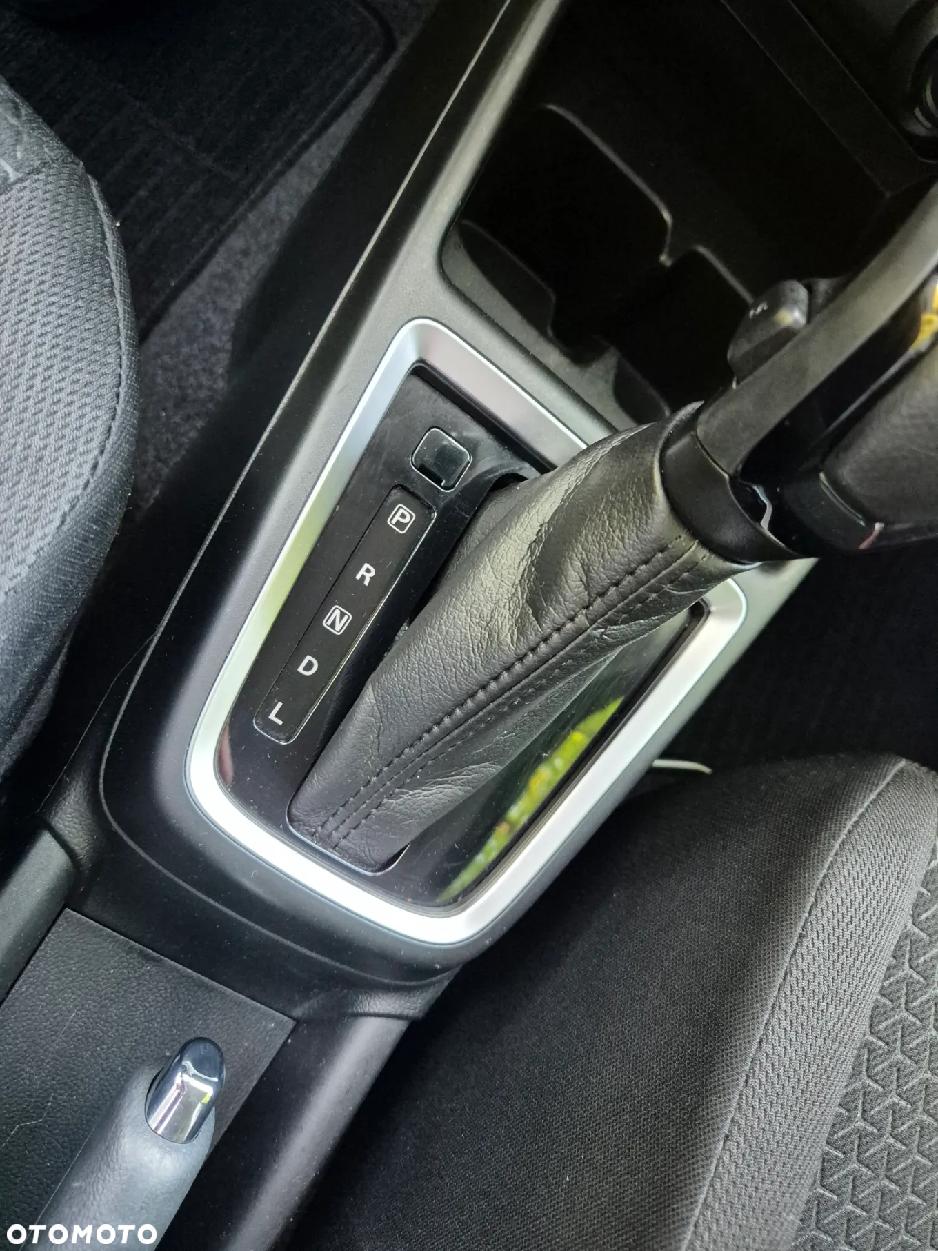 Suzuki Swift 1.2 Dualjet SHVS Premium CVT - 38