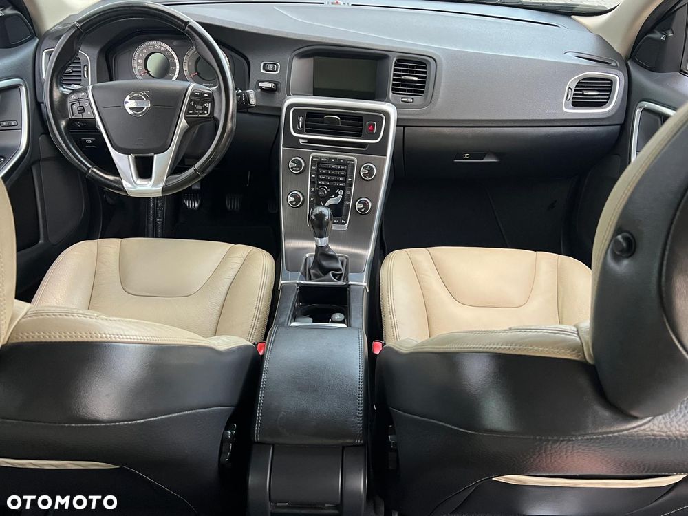 Volvo V60 - 23