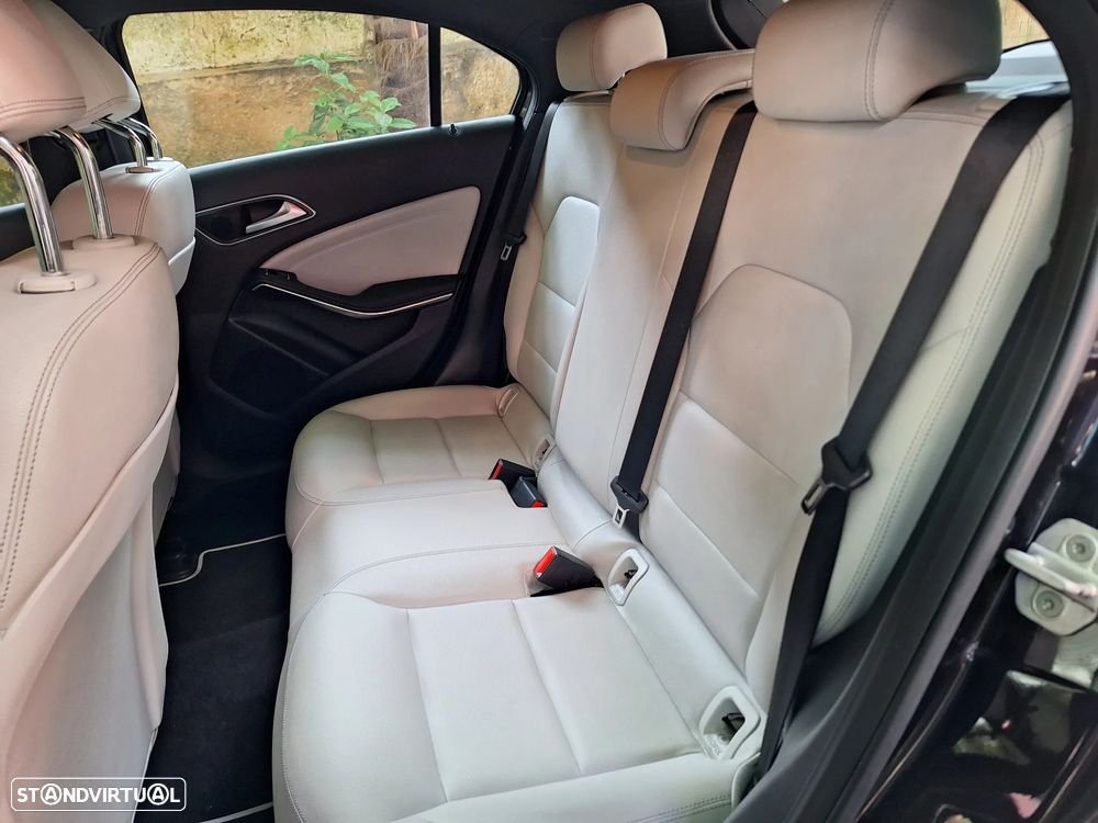 Mercedes-Benz A 180 CDI BE Edition Urban - 22