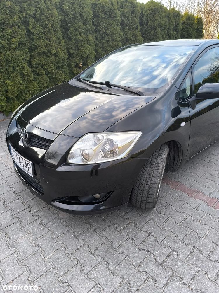 Toyota Auris 1.6 Premium - 3