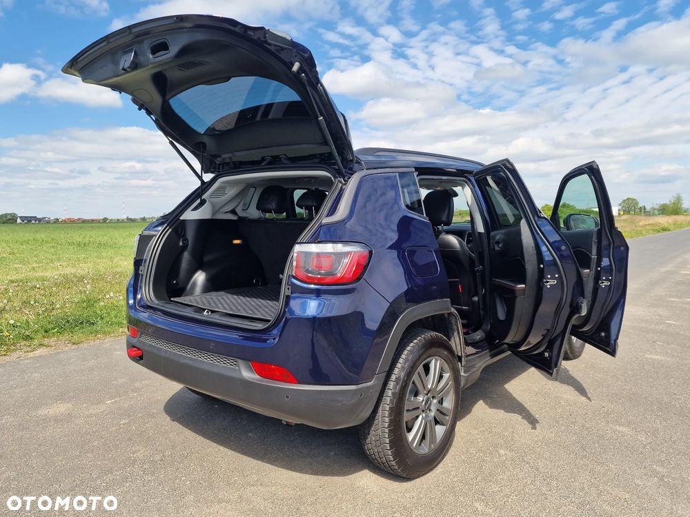 Jeep Compass - 36
