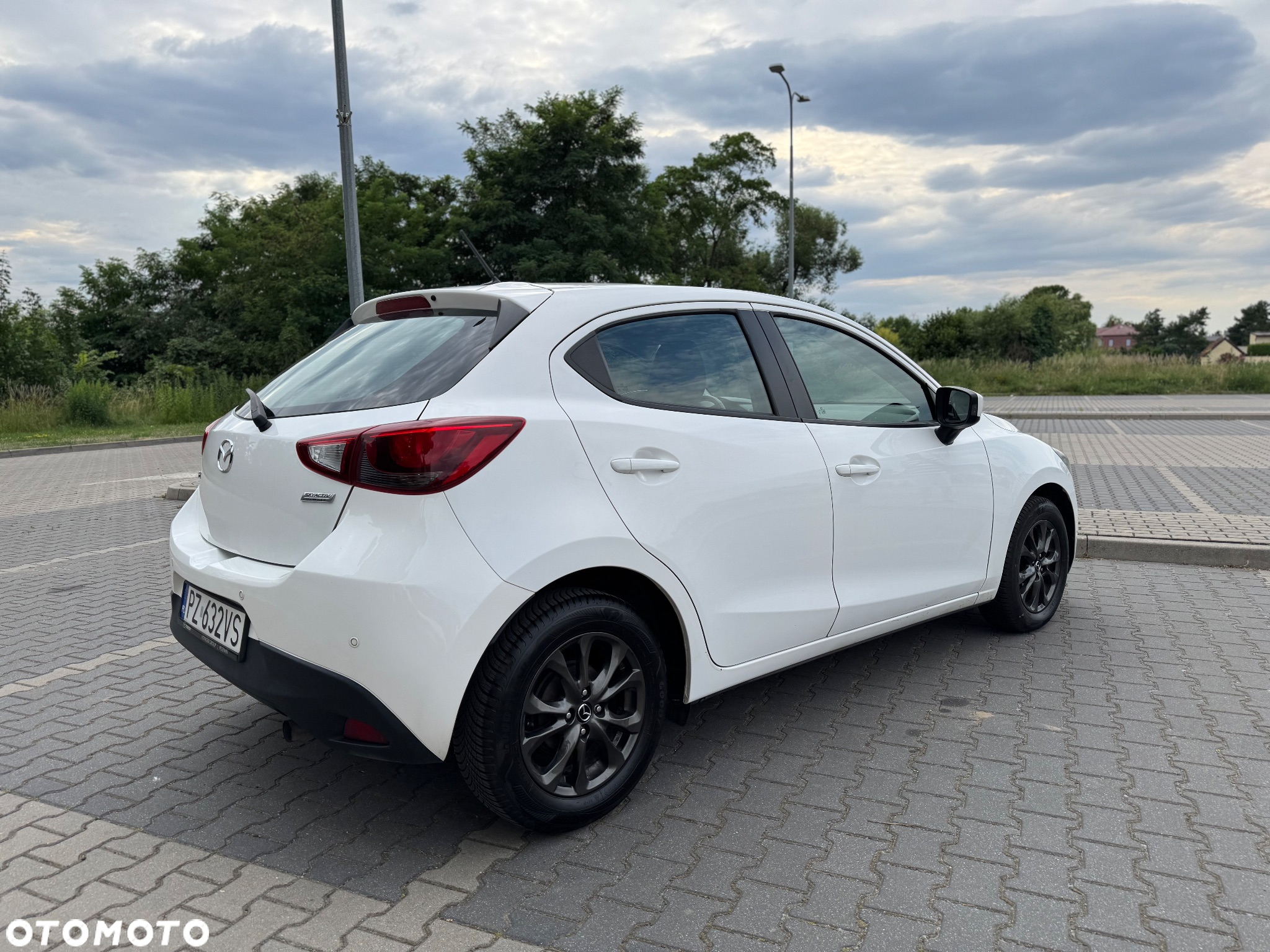 Mazda 2 - 2