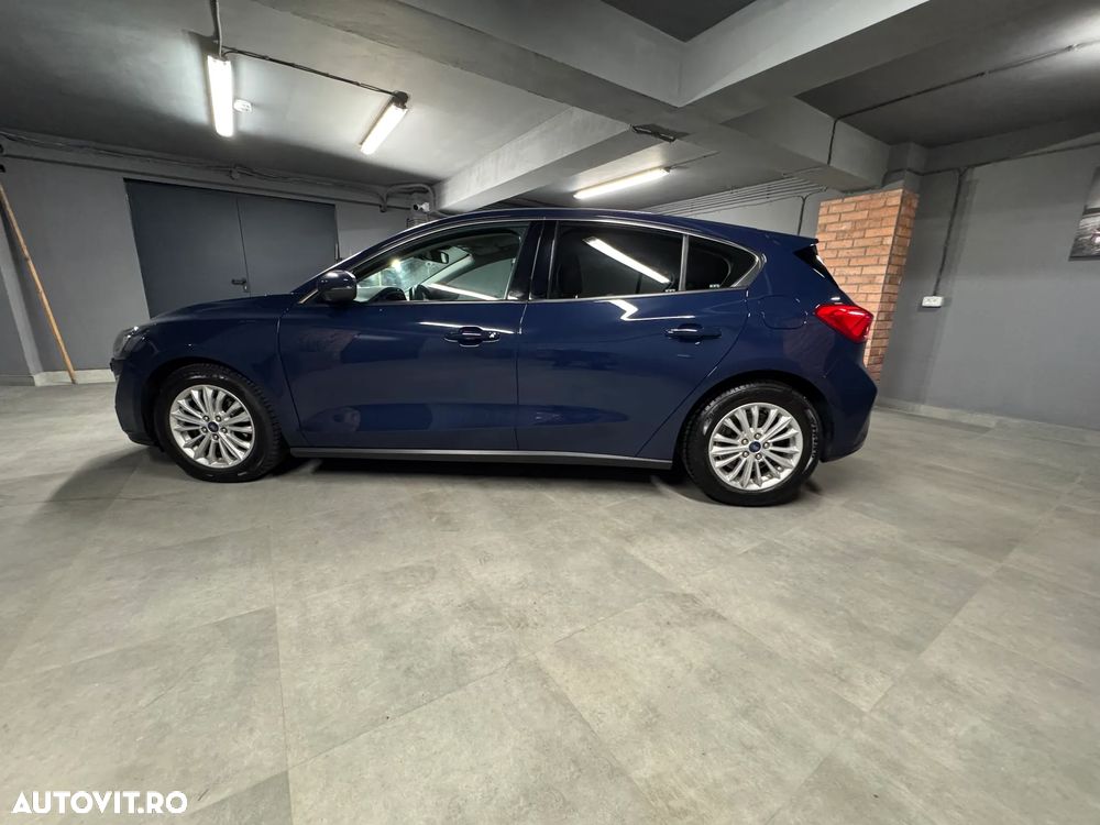Ford Focus 1.0 EcoBoost Titanium Business - 17