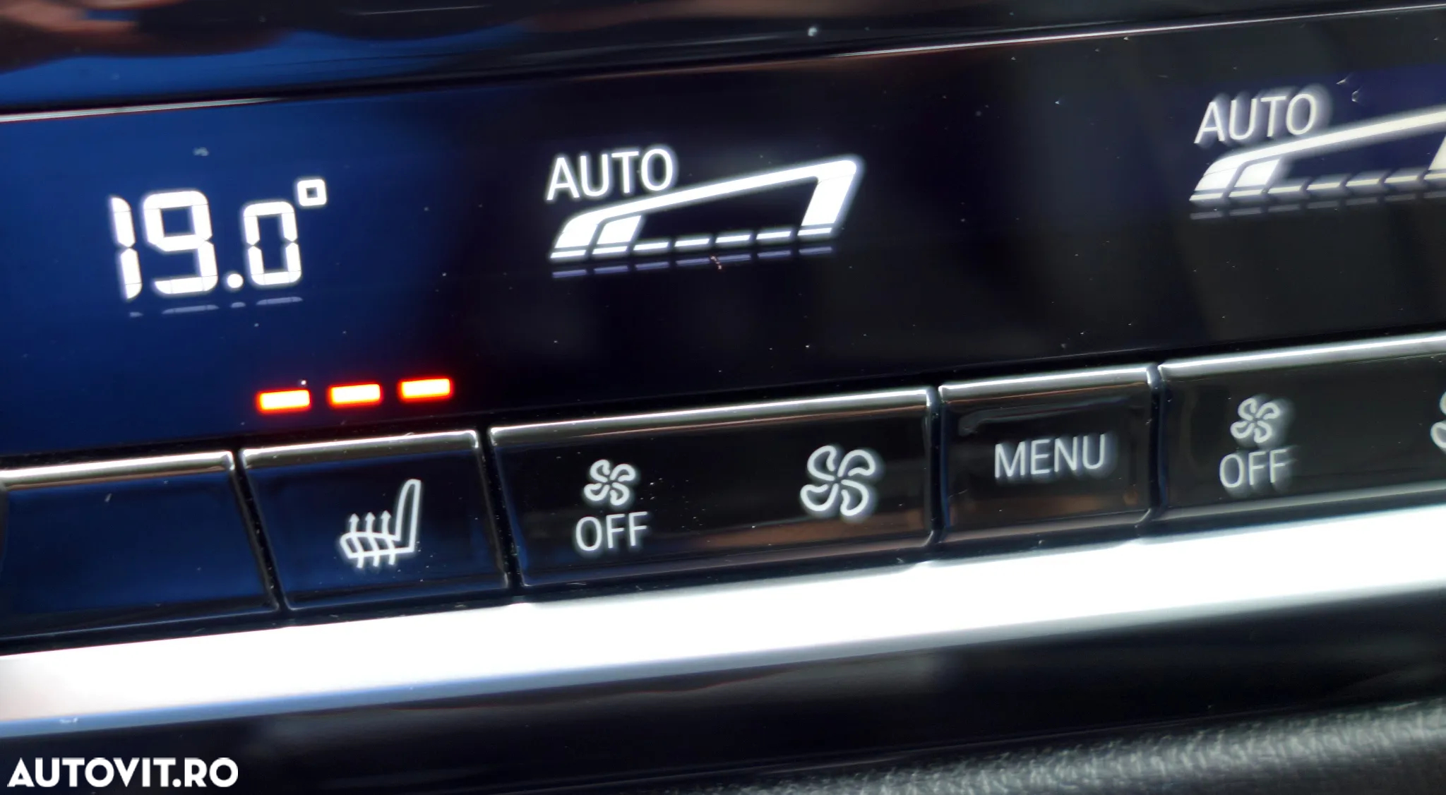 BMW Seria 5 520i AT - 24