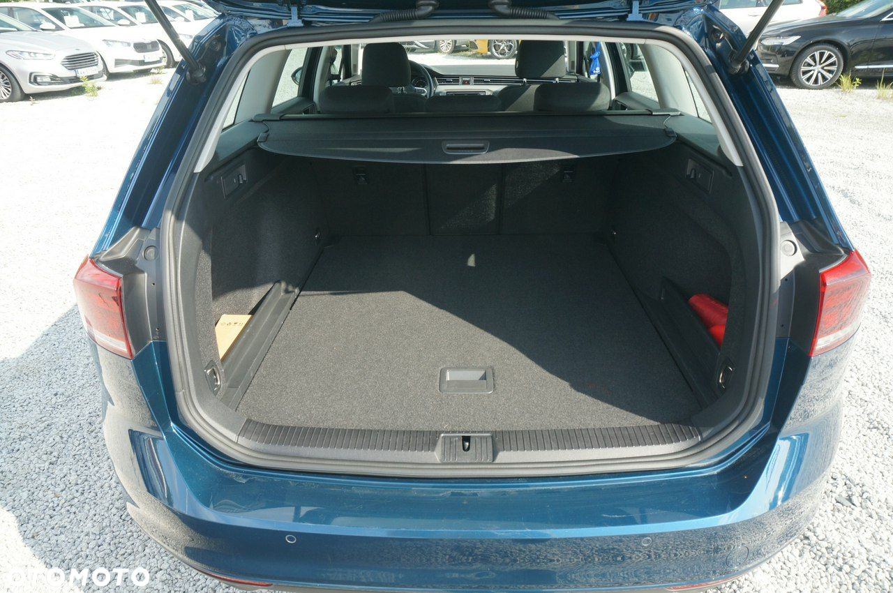 Volkswagen Passat 2.0 TDI EVO Essence - 33