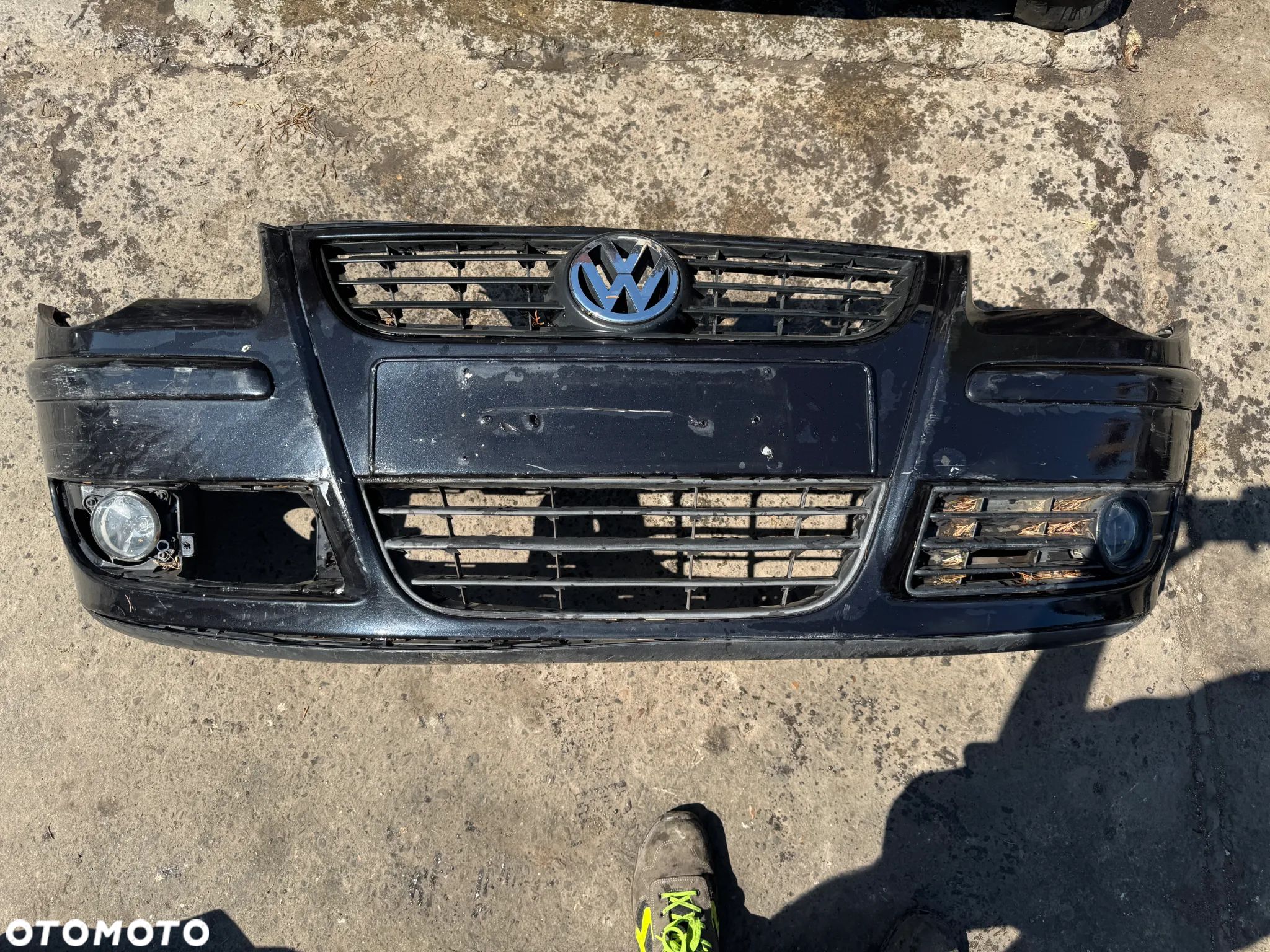 Zderzak Volkswagen Polo IV lift przód kolor LC9Z OE - 1