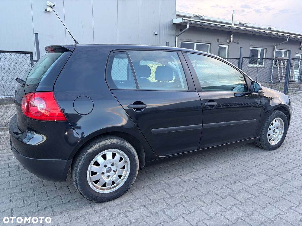 Volkswagen Golf - 9