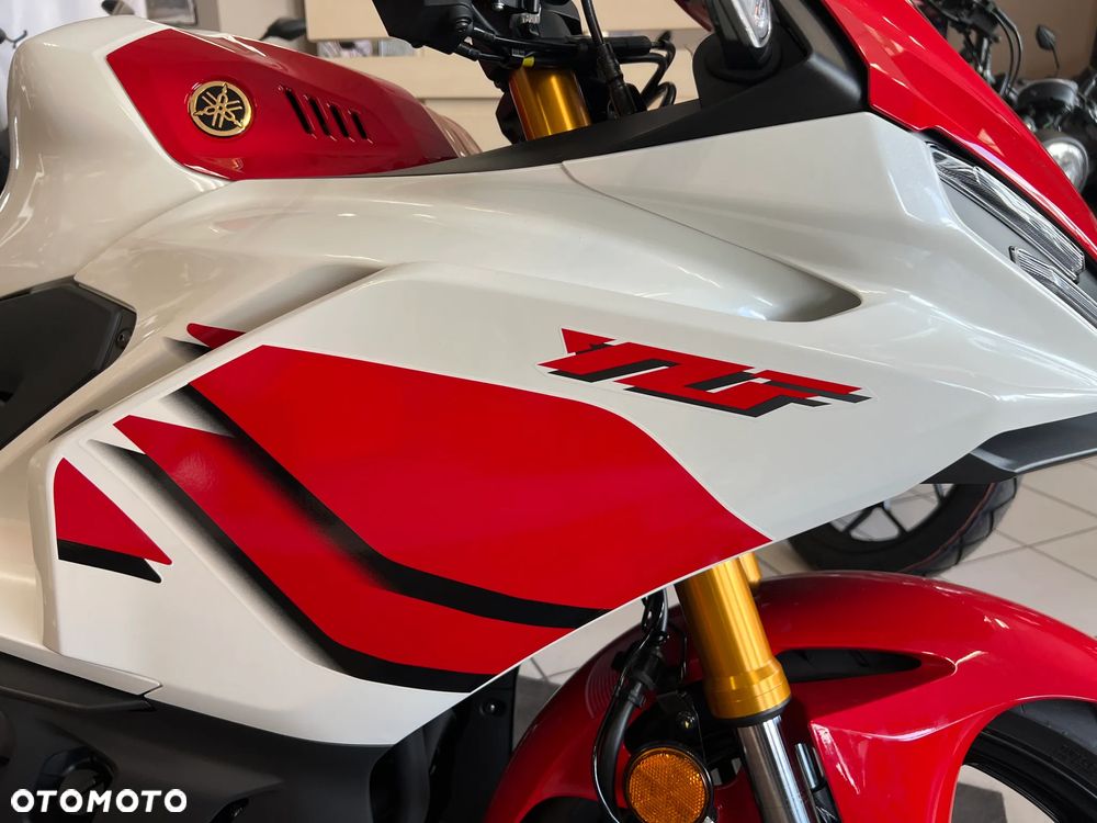 Yamaha R3 - 3