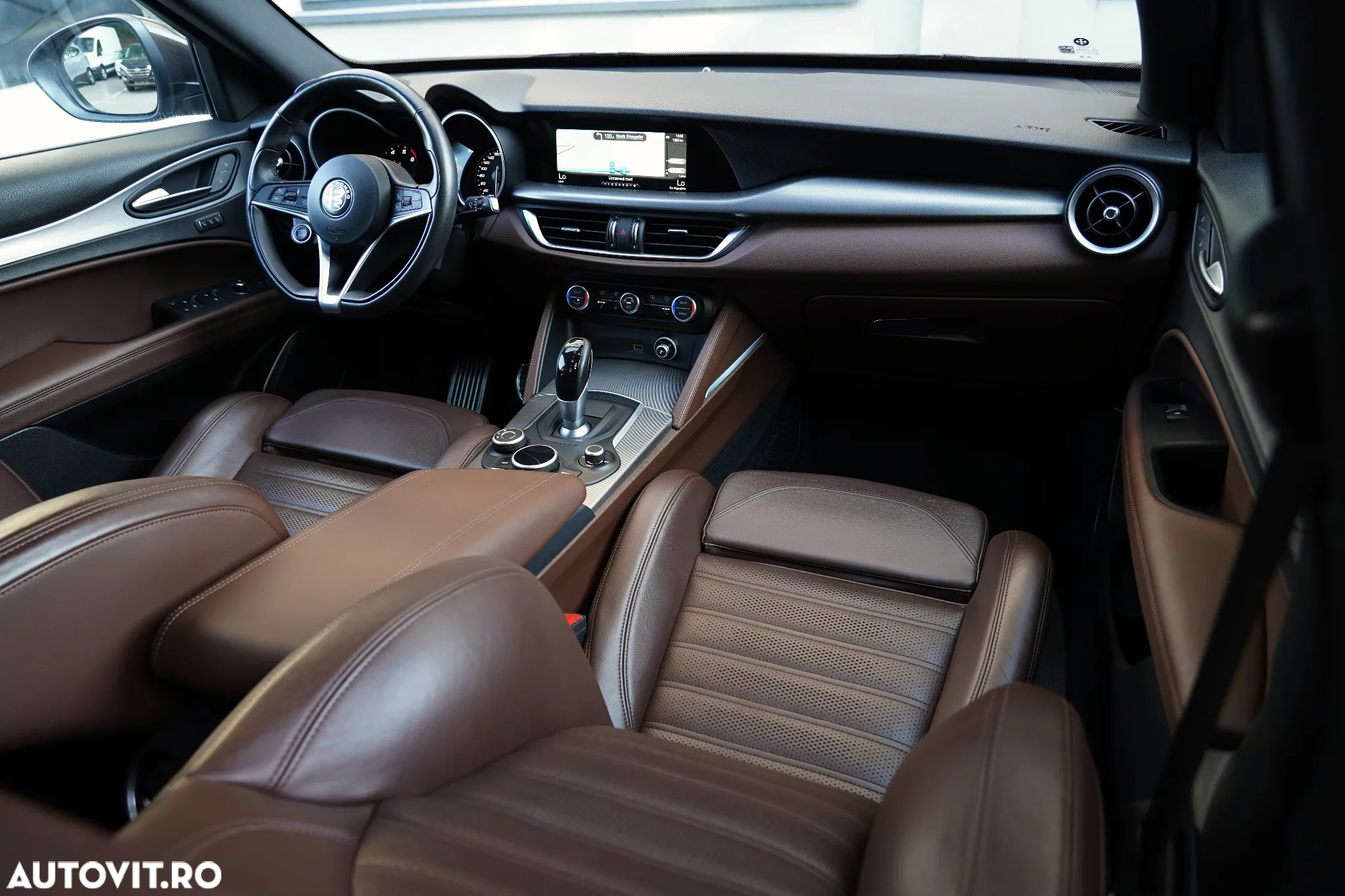 Alfa Romeo Stelvio 2.0 Turbo 16V AT8-Q4 Executive - 12