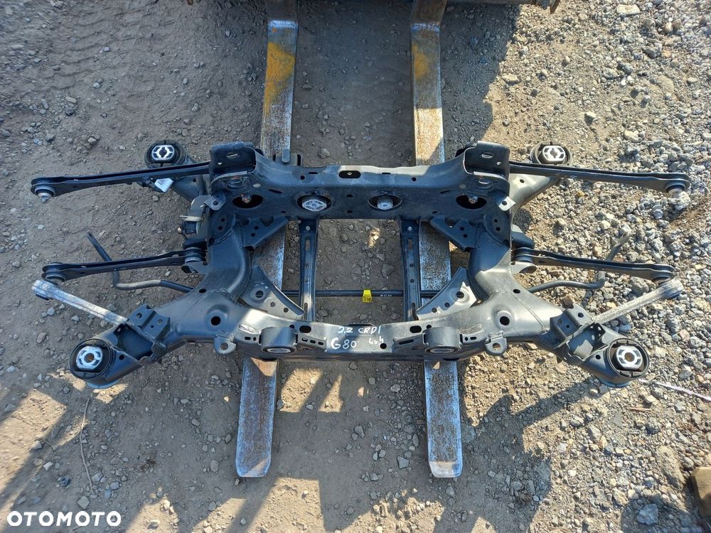 WÓZEK SANKI TYŁ GENESIS G80 ZAWIESZENIE TYŁ - 1