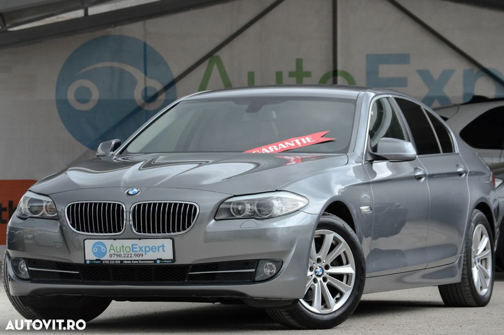 BMW Seria 5 520d Sport-Aut. - 12
