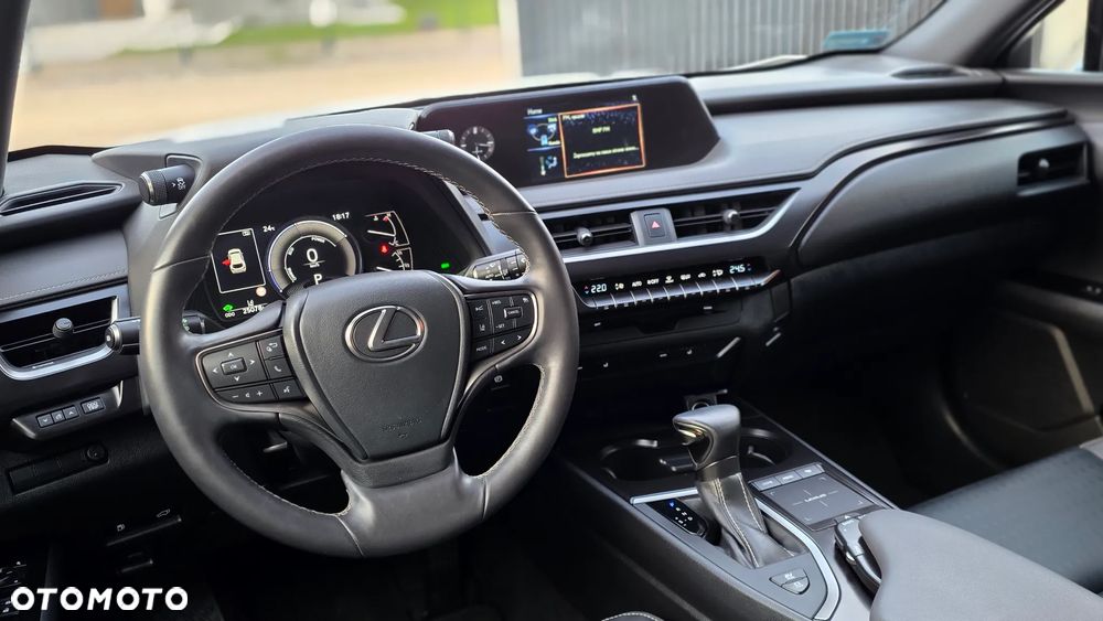 Lexus UX 250h GPF F Impression 2WD - 19