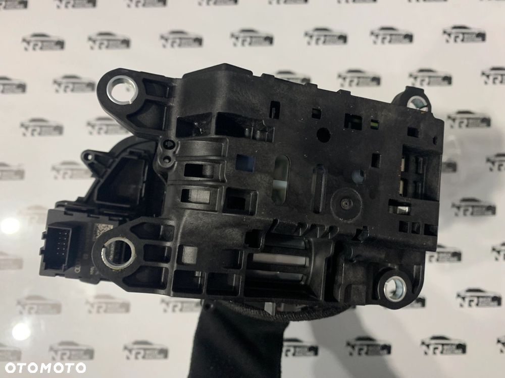 LEWAREK GAŁKA ZMIANY BIEGÓW AUDI A4 B9 SKÓRA 8W1713041N - 10