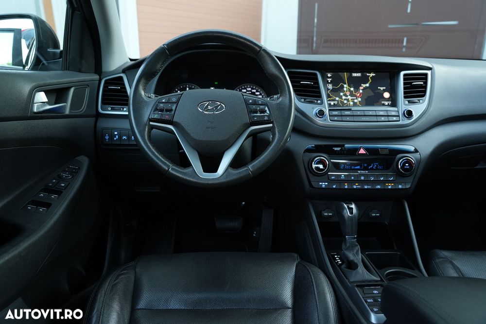Hyundai Tucson 2.0 CRDI 4WD Automatik Premium - 17