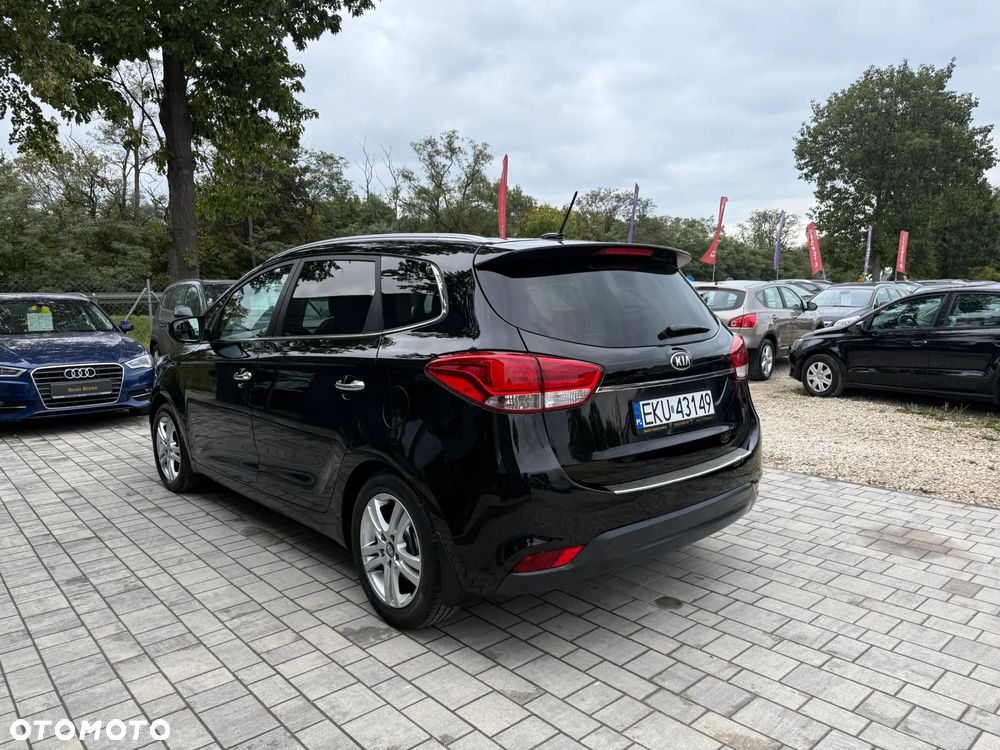 Kia Carens 1.6 GDI M - 21