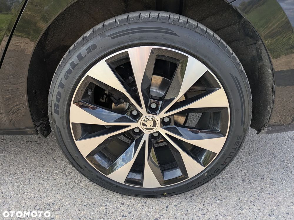 Skoda Octavia 2.0 TDI DSG Clever - 22