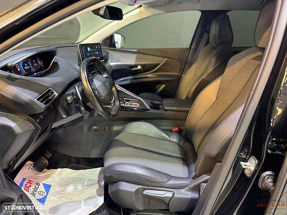 Peugeot 3008 1.5 BlueHDi Allure Pack EAT8 - 15