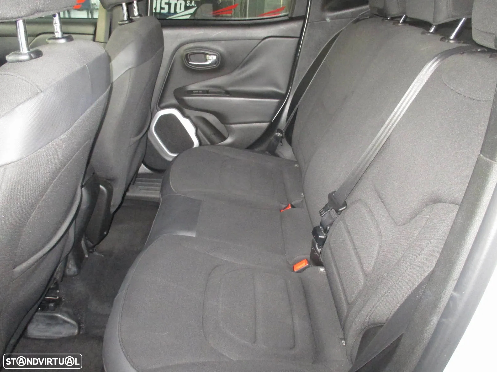 Jeep Renegade 1.6 MJD Limited - 16