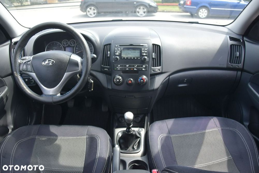 Hyundai i30 1.4 Classic EU5 - 29
