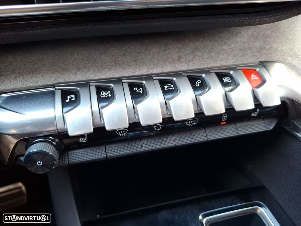 Peugeot 5008 1.5 BlueHDi GT EAT8 - 28