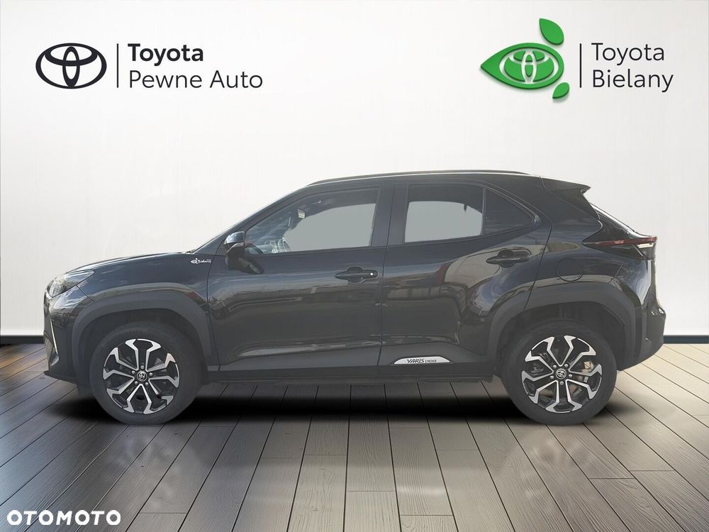 Toyota Yaris Cross 2024 photo 2