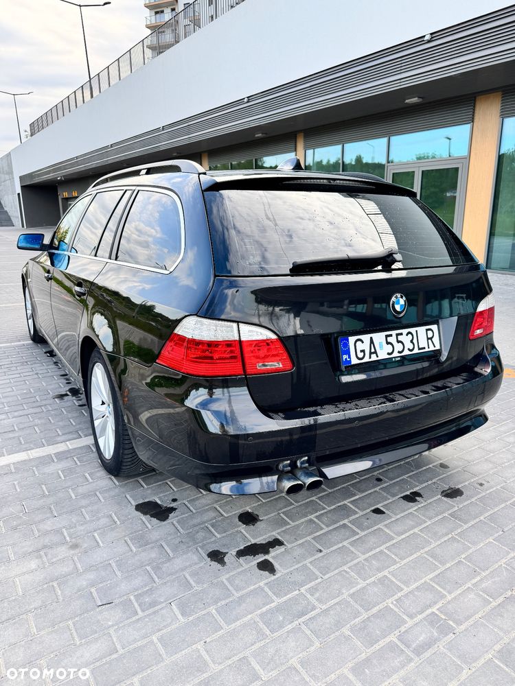 BMW Seria 5 523i Touring Edition Exclusive - 3