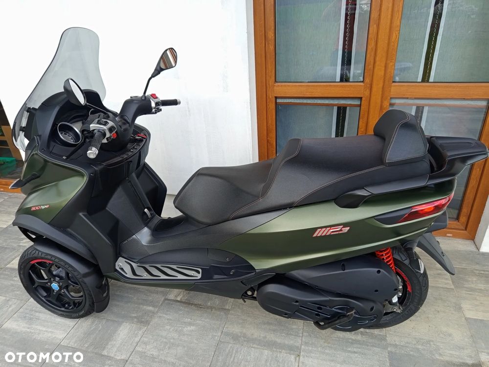Piaggio MP-3 - 4