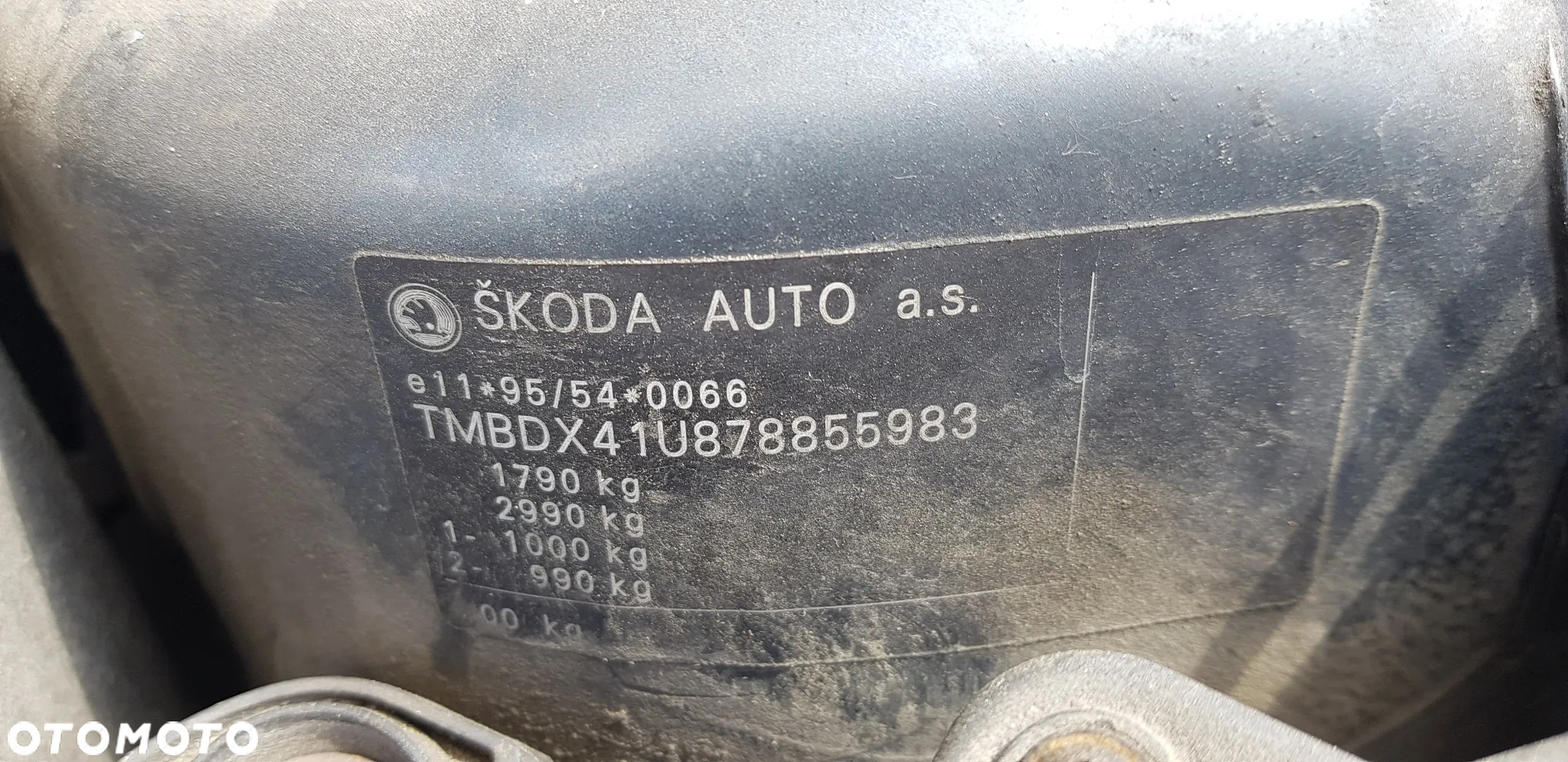 Skoda Octavia 1.6 Tour - 11