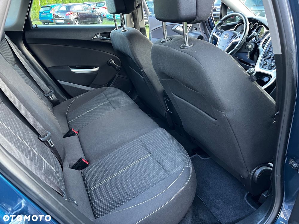 Opel Astra 1.4 Turbo Design Edition - 19