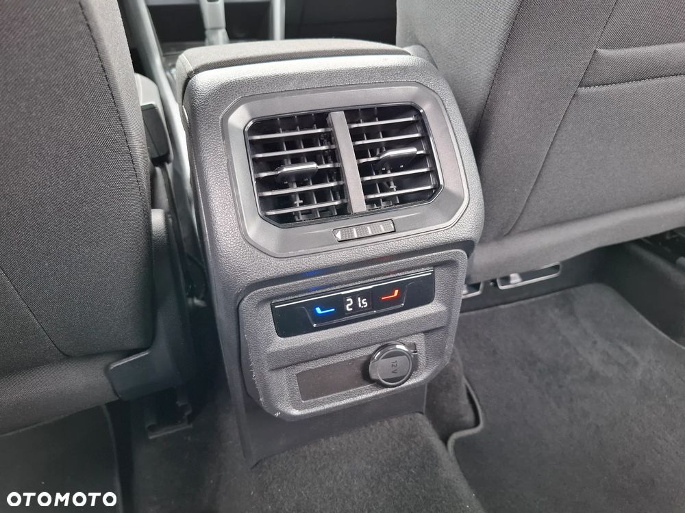 Volkswagen Tiguan 2.0 TDI SCR DSG Life - 33