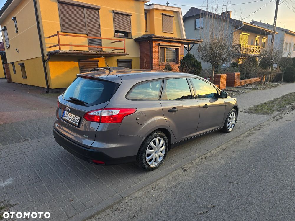 Ford Focus - 4