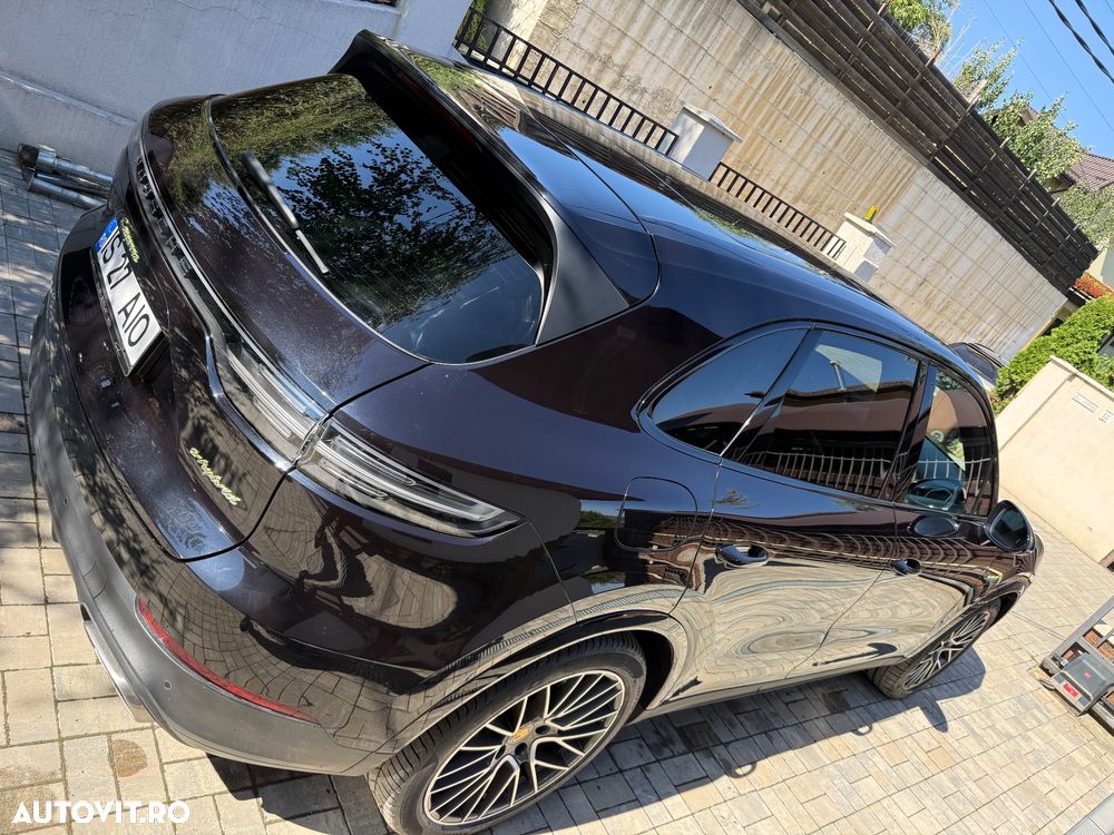 Porsche Cayenne - 17