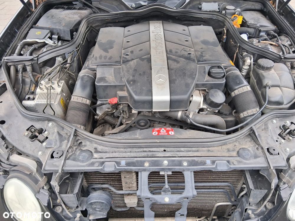 Mercedes-Benz Klasa E 240 4-Matic Classic - 15