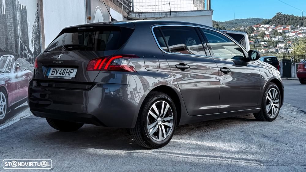 Peugeot 308 - 7