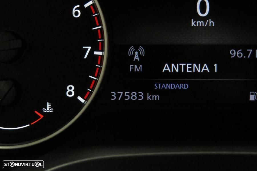 Nissan Qashqai 1.3 DIG-T Premiere Edition - 26