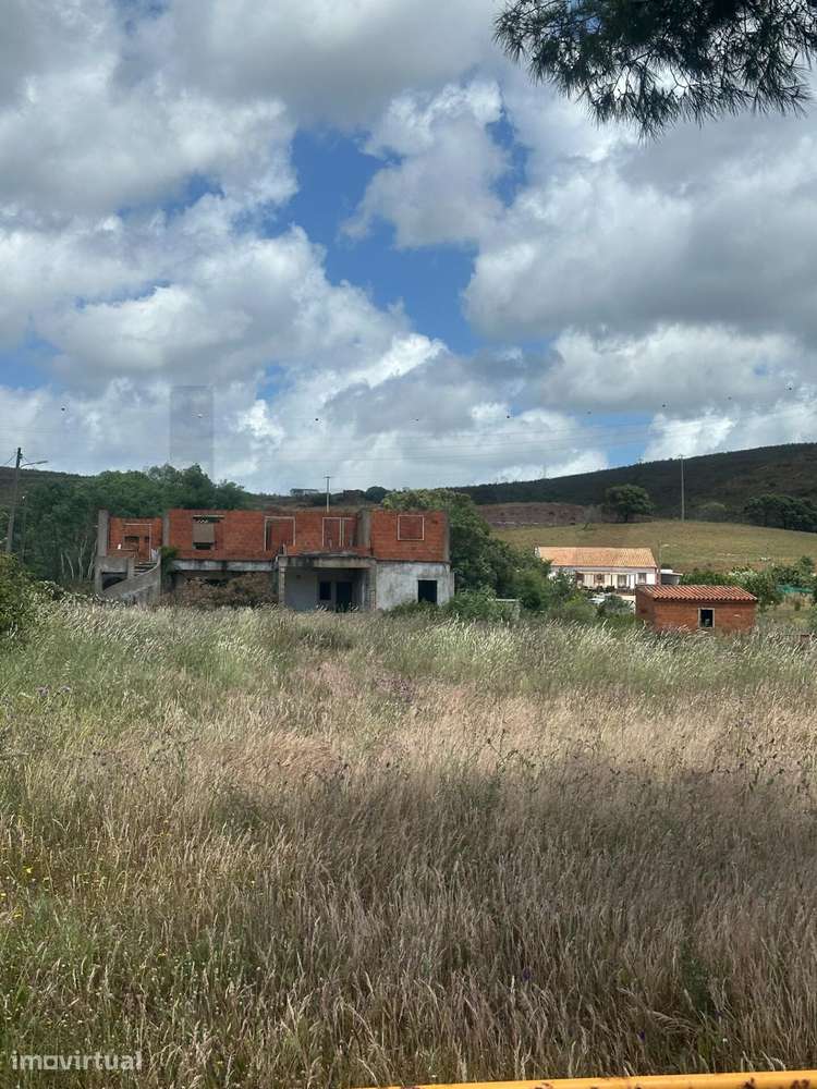 1.8 Hectares de Potencial Puro, a poucos minutos de Lagos. - Grande imagem: 3/20