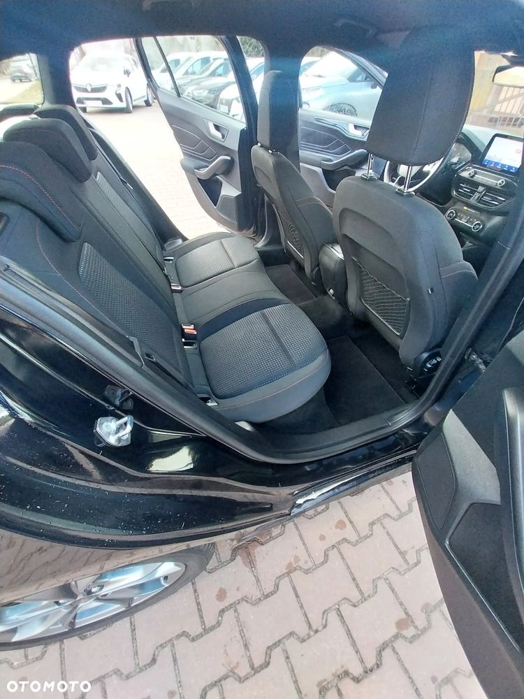 Ford Focus - 16