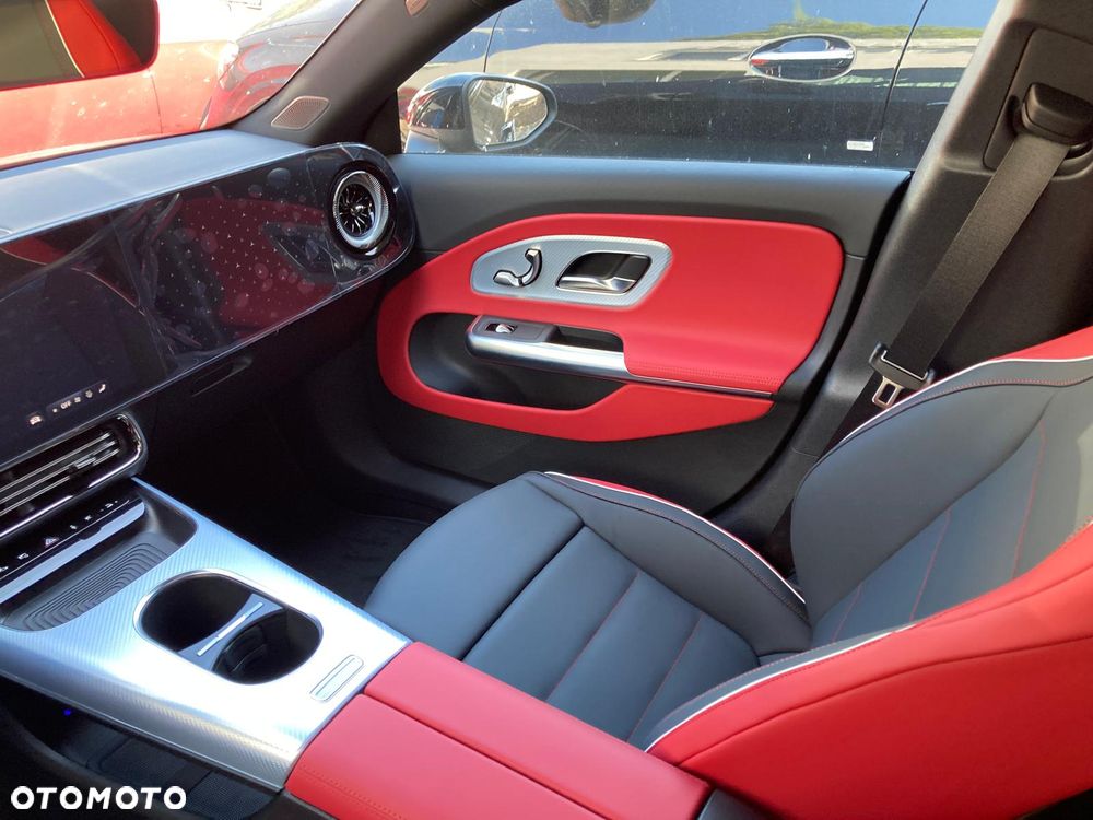 Mercedes-Benz CLA - 19