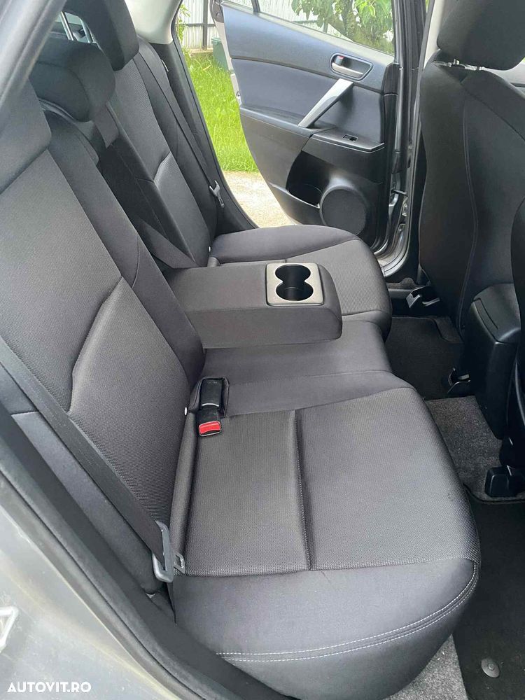 Mazda 3 1.6 Active Plus - 12