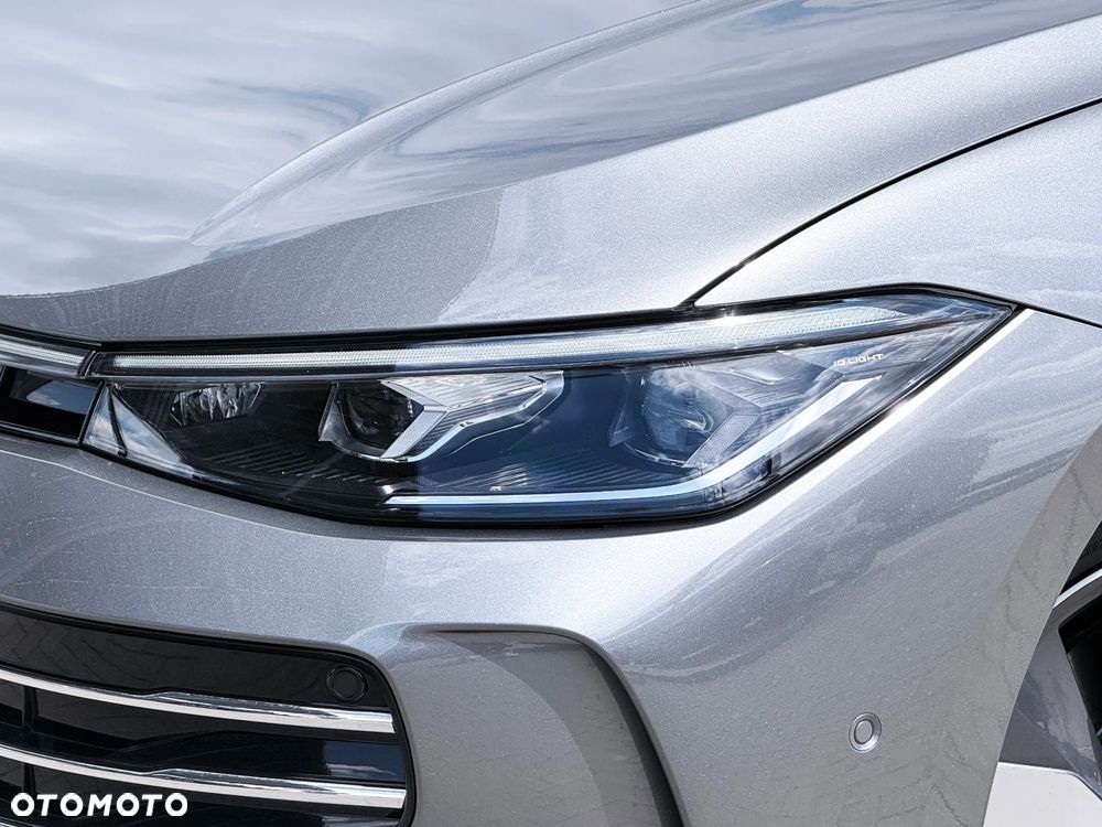 Volkswagen Passat 2.0 TDI EVO Elegance DSG - 10