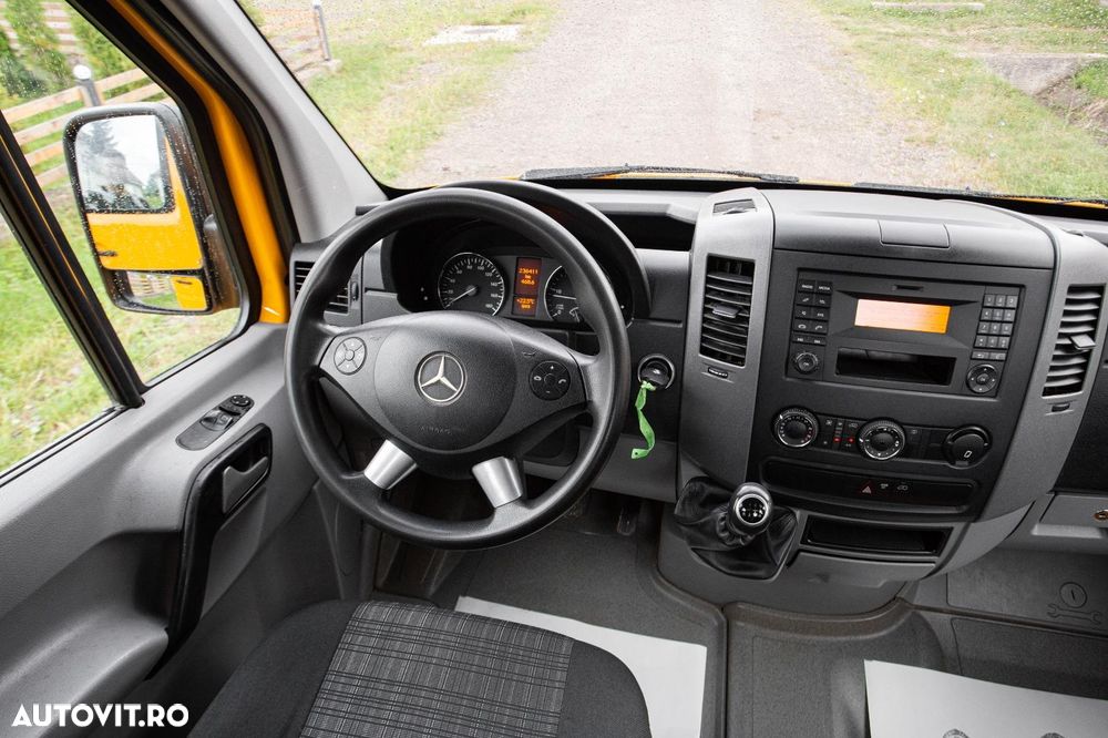 Mercedes-Benz Sprinter - 39