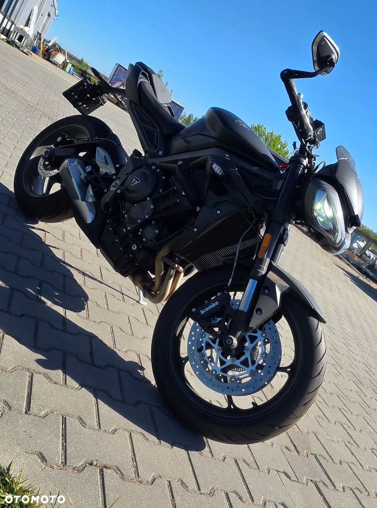 Triumph Street Triple - 6