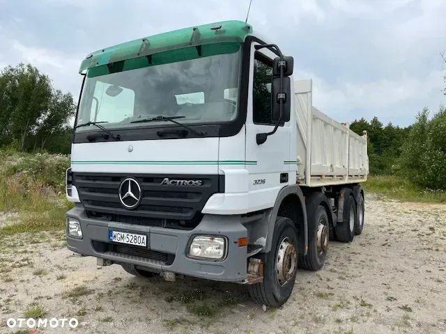Mercedes-Benz Actros - 2