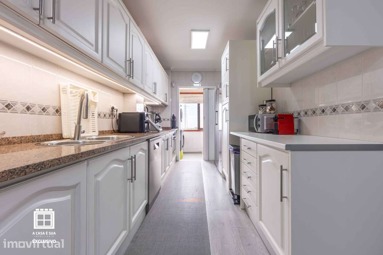 Fantástico Apartamento T2+1 em Lourosa, S. M. Feira - Grande imagem: 3/33