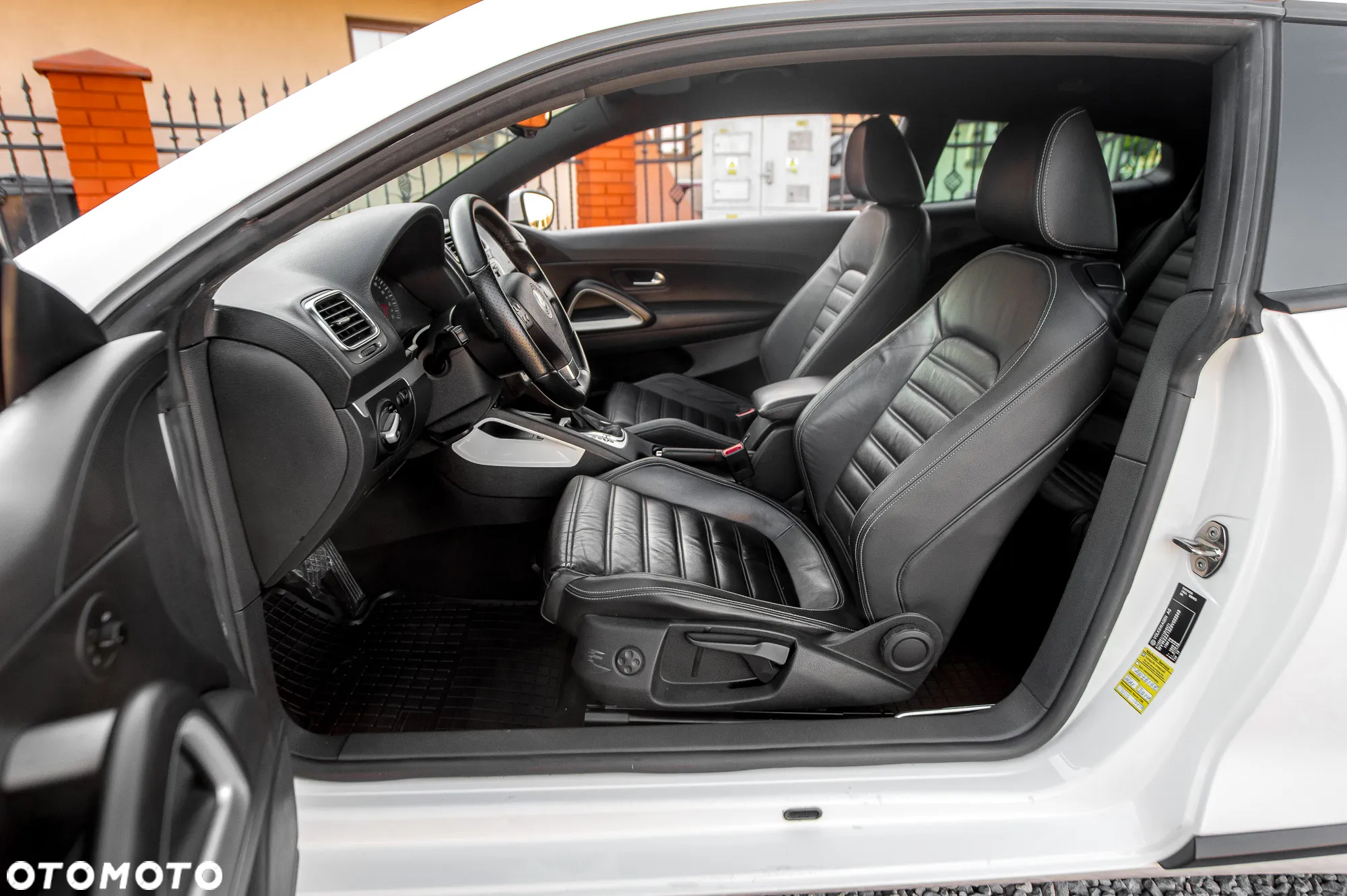 Volkswagen Scirocco 2.0 TSI DSG - 17